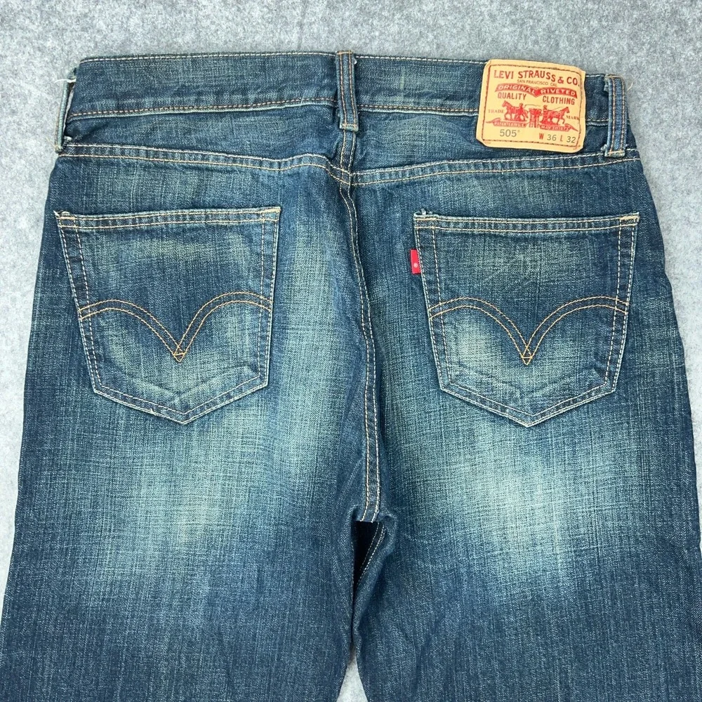 VTG Levi's Jeans Men‎ 36x32 Blue 505 Straight Regular Faded Whisker Denim Pants